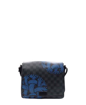 Louis Vuitton Black Damier Cobalt Canvas District MM Messenger Bag Louis  Vuitton
