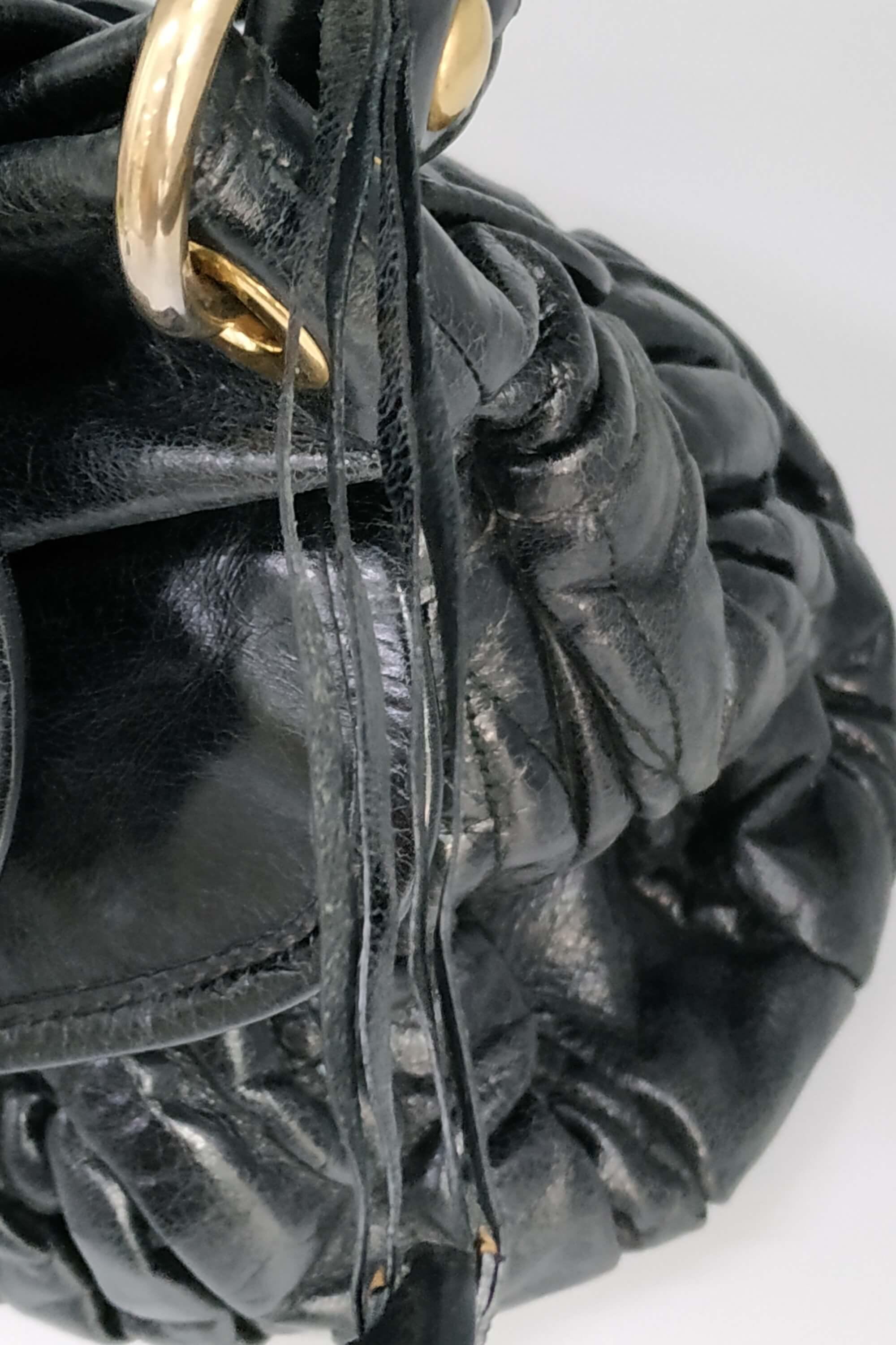 Miu Miu Coffer Leather Satchel (SHG-30901) – LuxeDH