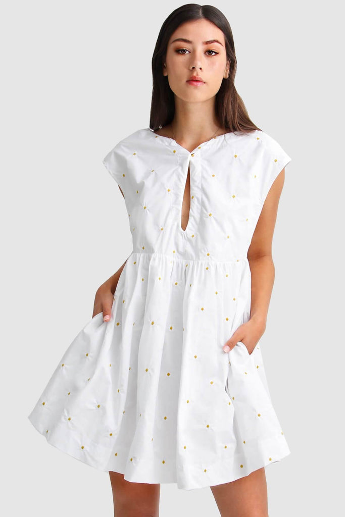 Shop preloved and authentic Baby Doll Embroidered Dress in White Clothing by Belle & Bloom from Second Edit in {{ shop.address.country }}