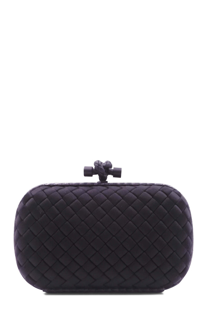 Shop preloved and authentic Ayers-trimmed Intrecciato Knot Clutch Black Bags by Bottega Veneta from Second Edit in {{ shop.address.country }}
