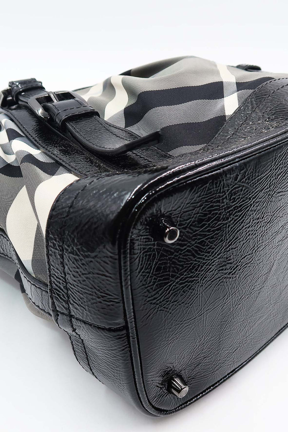 Burberry check Lowry outlets tote