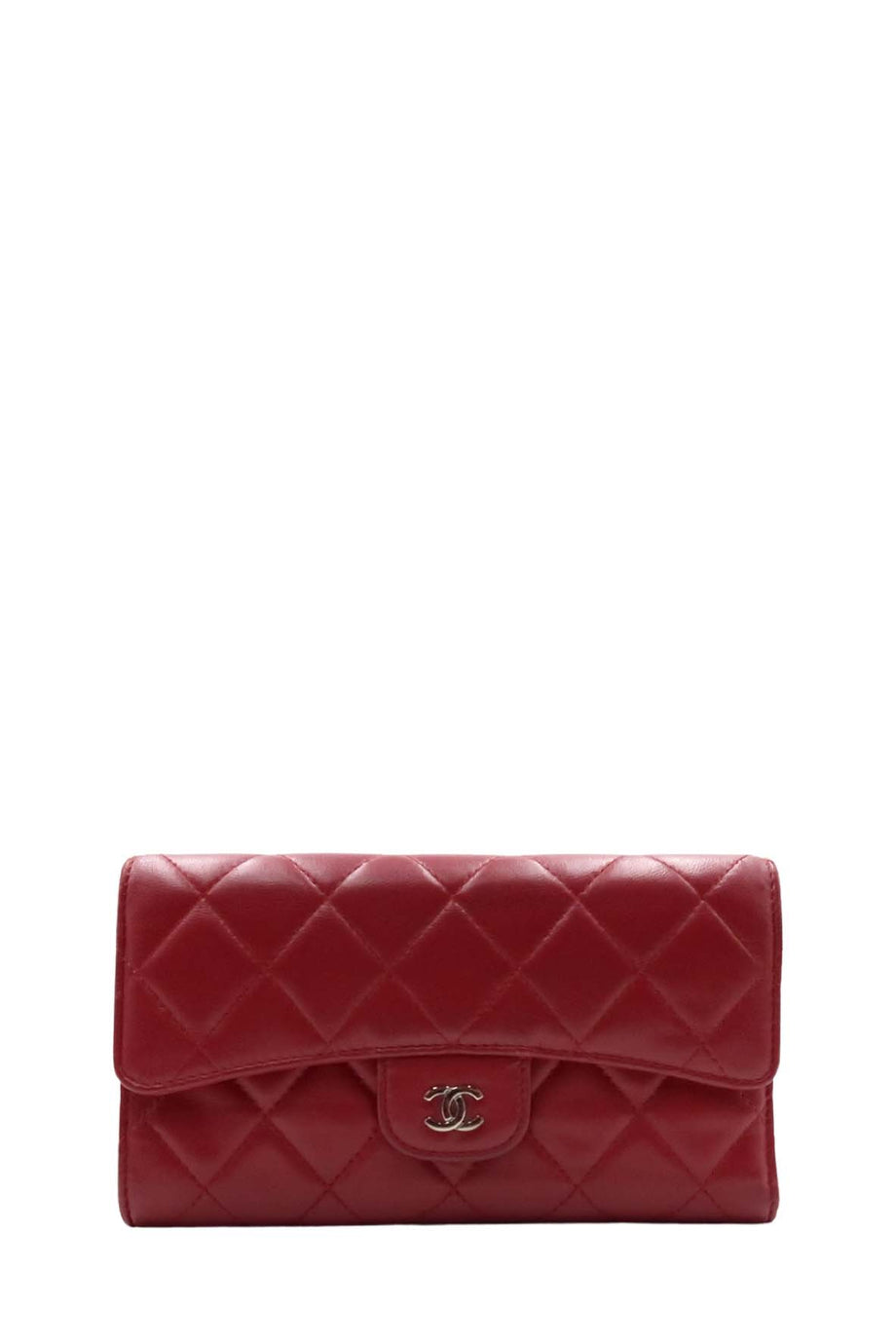 Chanel quilted outlet trifold wallet