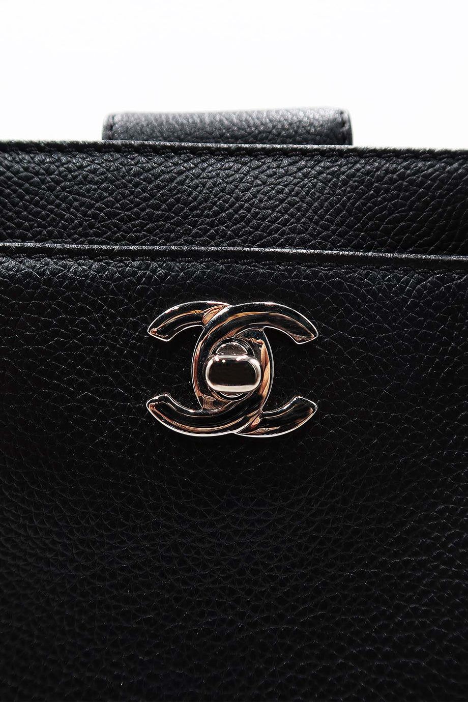THATSLUXE REVIEW & WIMB: CHANEL EXECUTIVE CERF TOTE 
