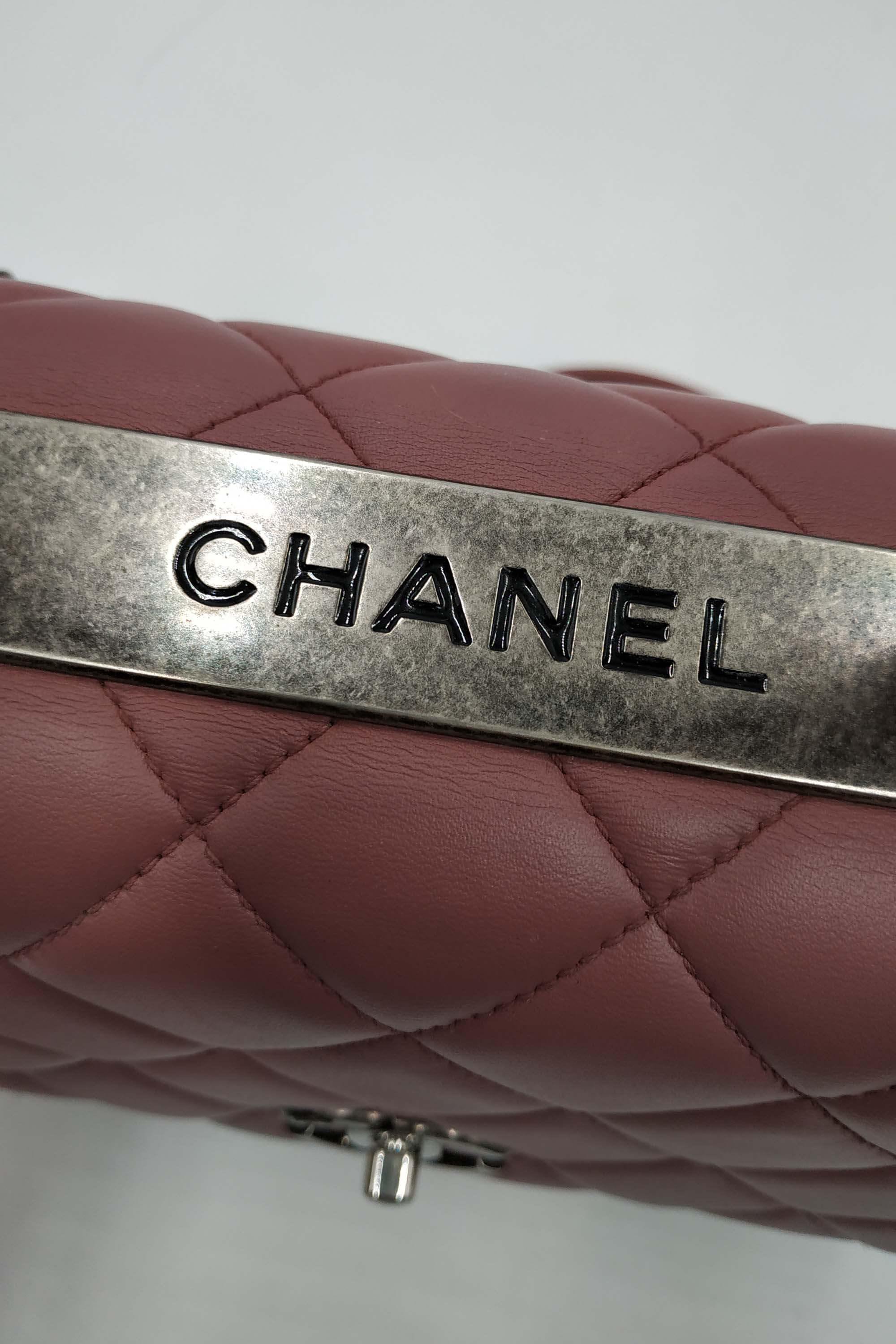Chanel Blush CC 19 Shopping Bag – The Closet