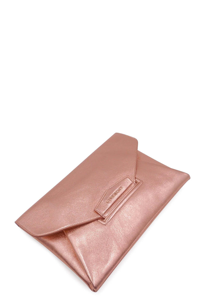 Shop preloved and authentic Antigona Envelope Clutch Metallic Rose Gold Bags by Givenchy from Second Edit
