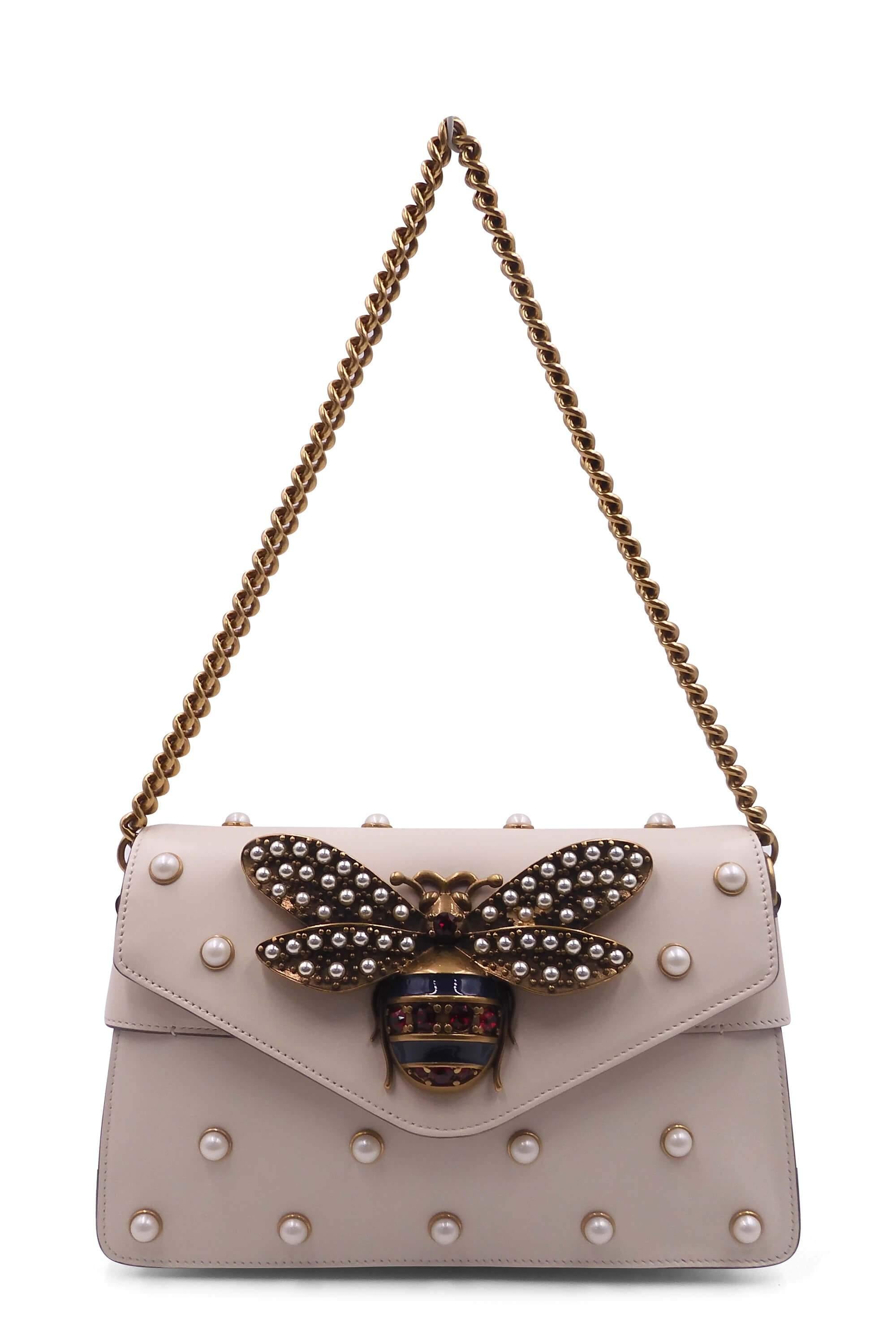 Gucci Bicolor GG Heart Charm Pochette Bag – THE CLOSET