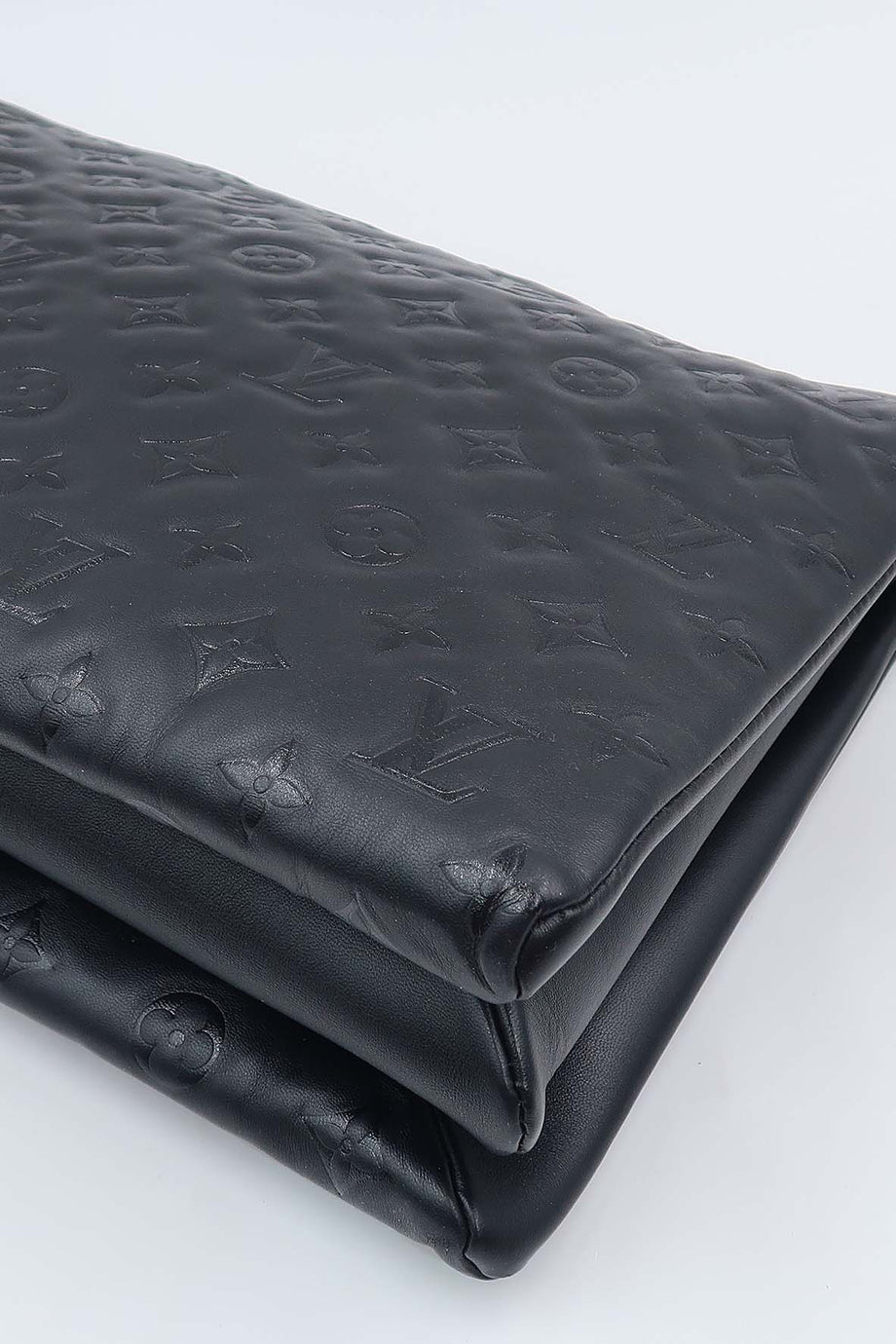 Louis Vuitton - Coussin MM Puffy Lambskin Bag Noir