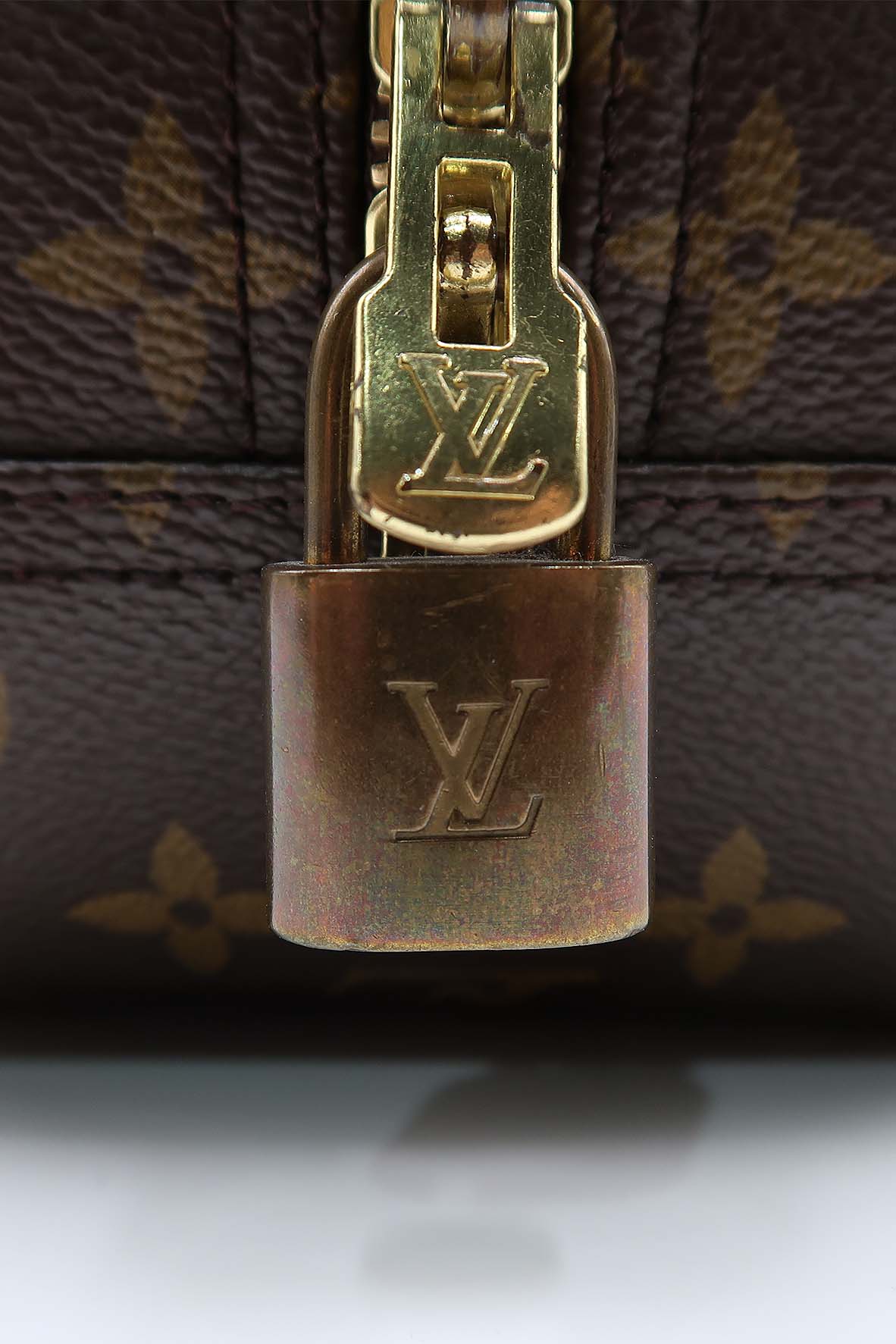 Louis Vuitton Trouville Brown Cloth ref.1016072 - Joli Closet