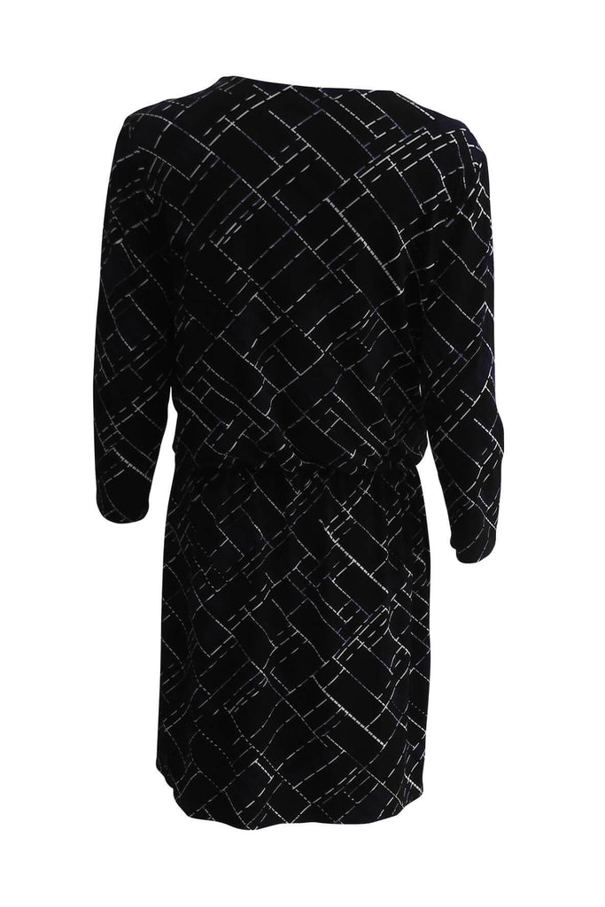 Shop preloved and authentic 3/4 Sleeve Dress Clothing by White House Black Market from Second Edit